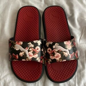 Like new Puma slides